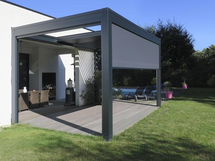 Stores Zip Verticaux sur une terrasse